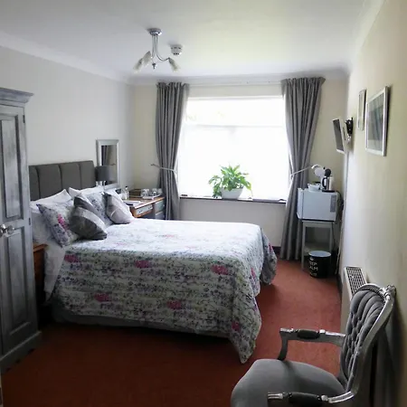 The Firs Guesthouse 4*