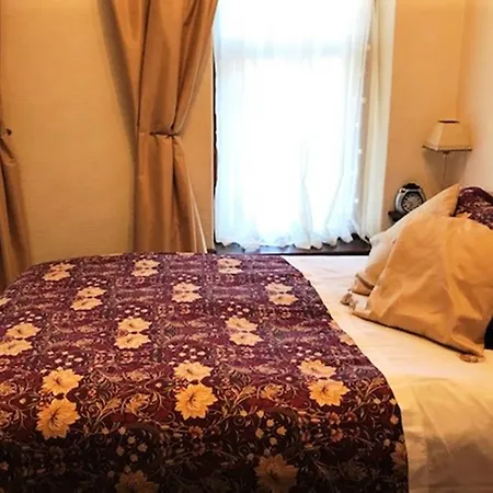 Guest house The Firs Guesthouse 4*