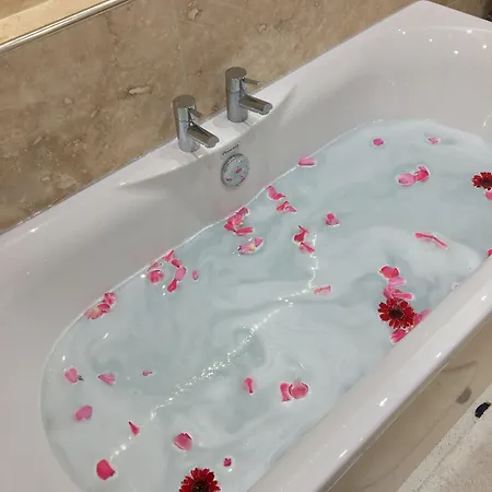 The Firs Guesthouse Runswick