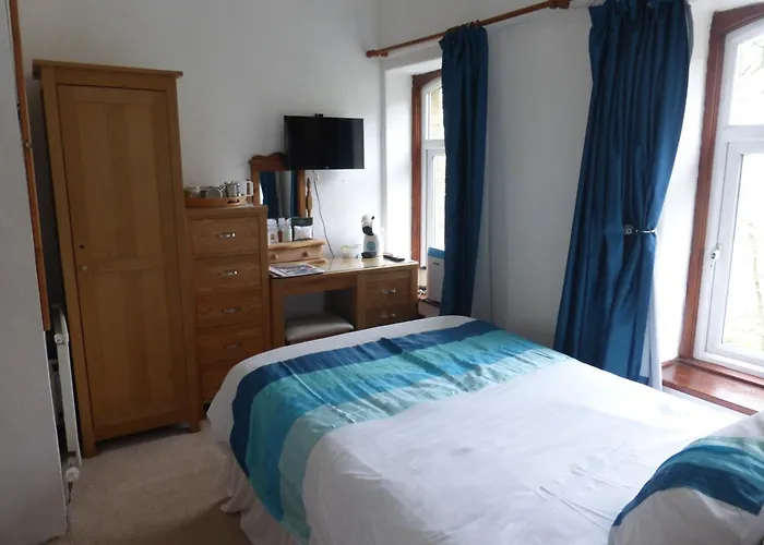 The Firs Guesthouse 4*