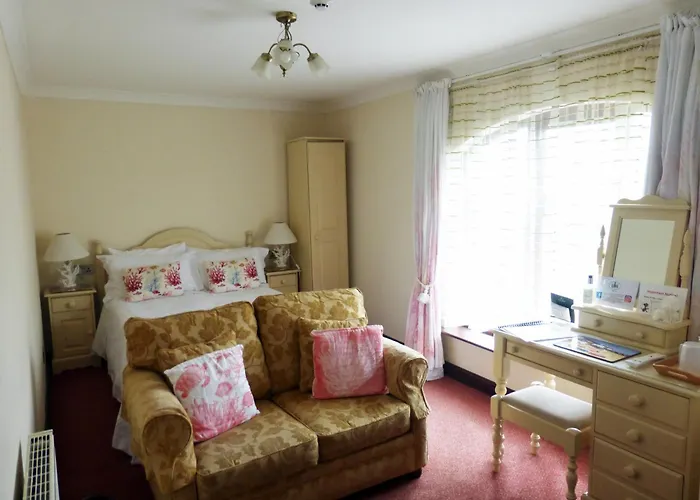 The Firs Guesthouse 4*