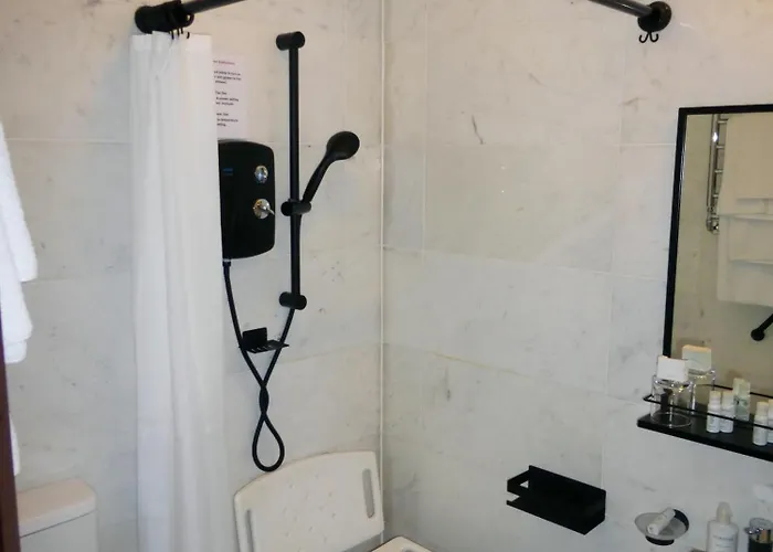 The Firs Guesthouse Runswick