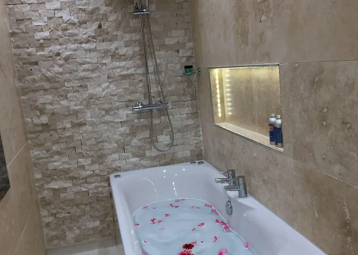 Guest house The Firs Guesthouse 4*