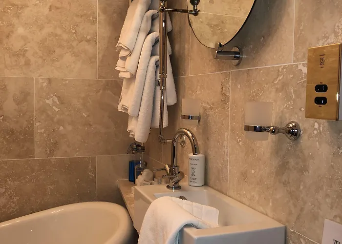 The Firs Guesthouse Guest house 4*