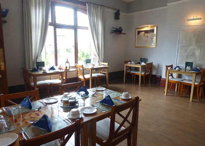 Guest house The Firs Guesthouse 4*