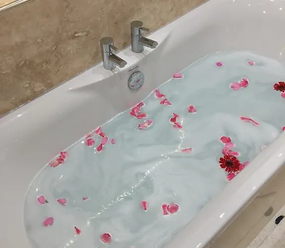 The Firs Guesthouse Guest house 4*